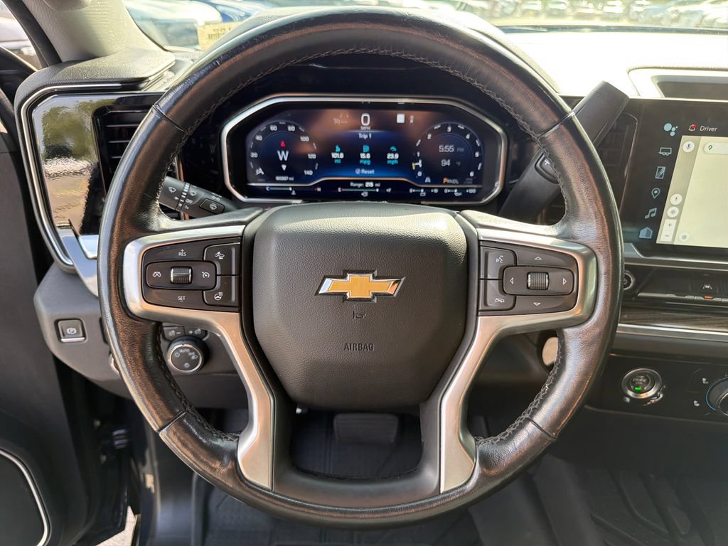 Used 2022 Chevrolet Silverado 1500 LT RWD image 22