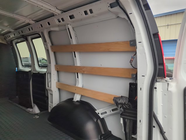 Used 2024 GMC Savana 2500 w/ Driver Convenience Package image 16