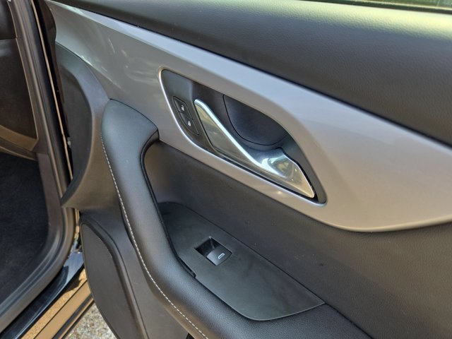 Used 2025 Chevrolet Blazer LT FWD image 28