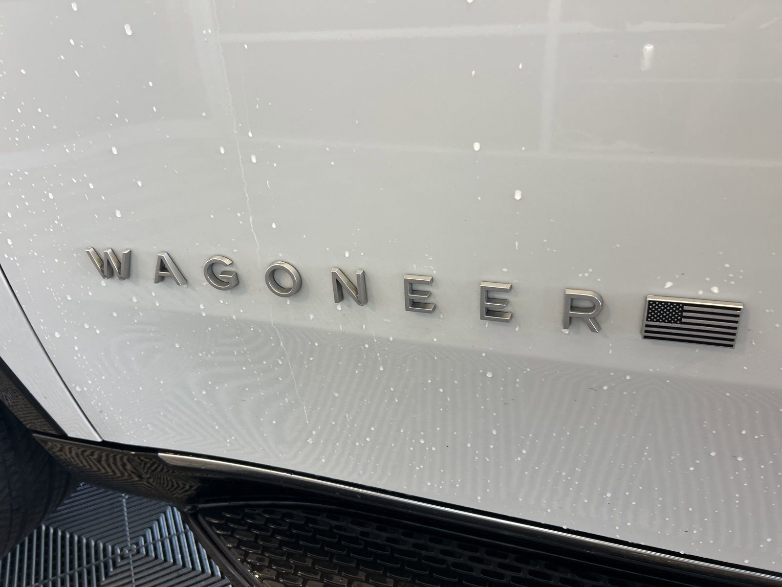 Used 2024 Jeep Wagoneer L Series II w/ Flexible Seating Group image 9