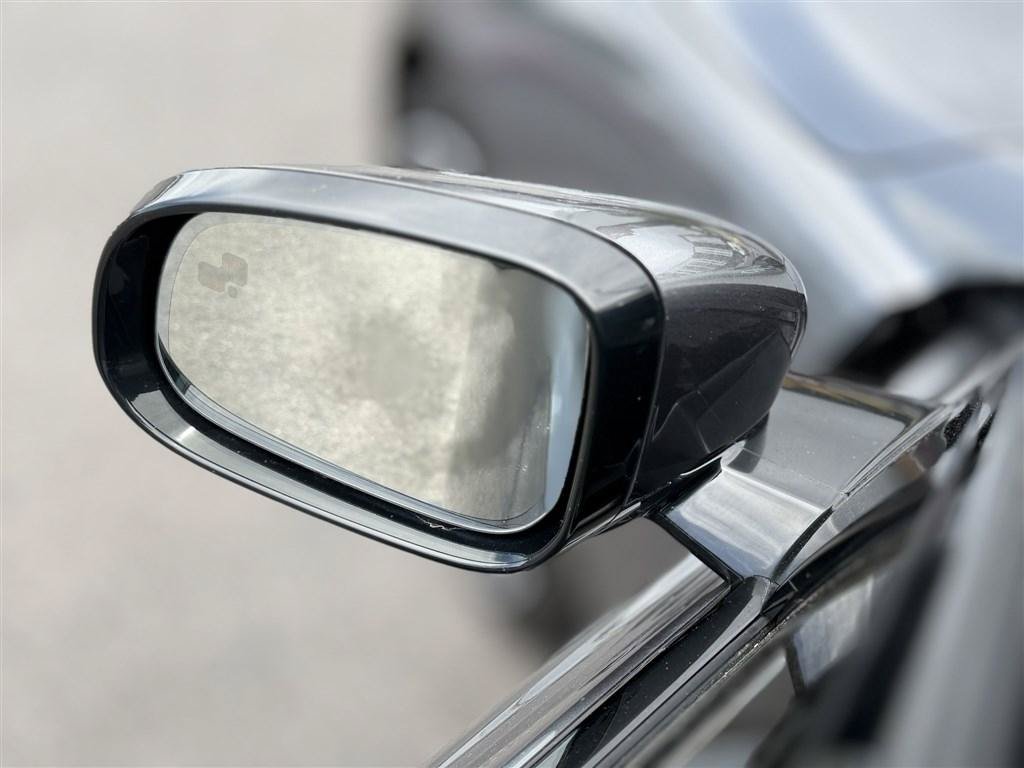 Used 2018 Jaguar XE S AWD/4WD image 42