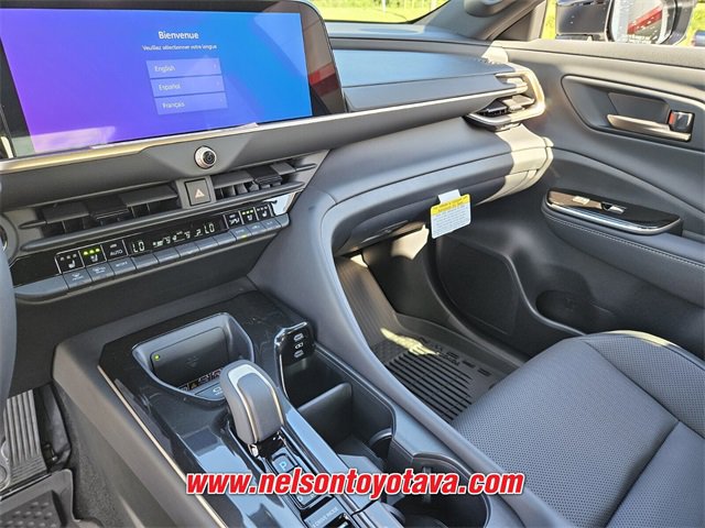 New 2026 Toyota Crown Platinum image 10