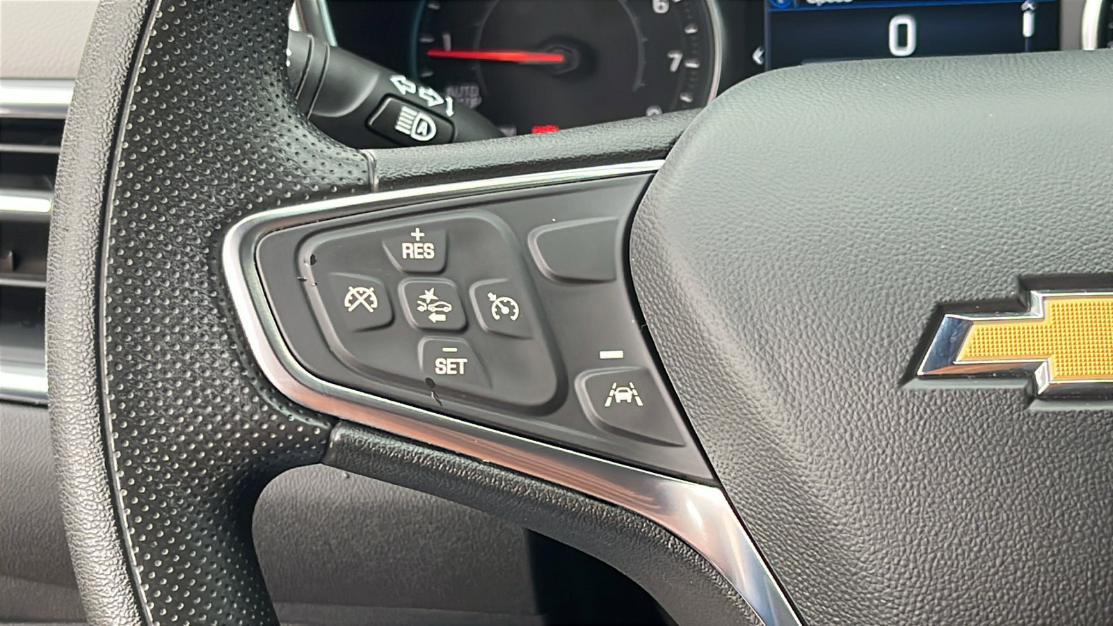 Used 2024 Chevrolet Equinox LS w/ LS Convenience Package FWD image 16