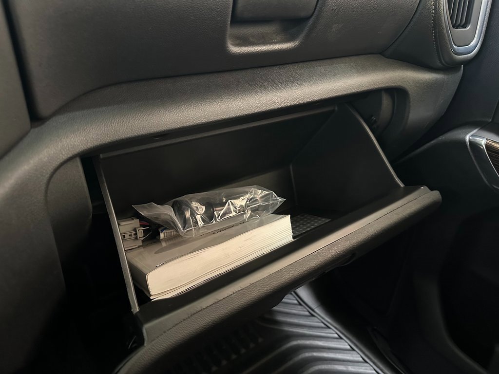 Used 2020 GMC Sierra 1500 Elevation w/ Elevation Value Package image 33