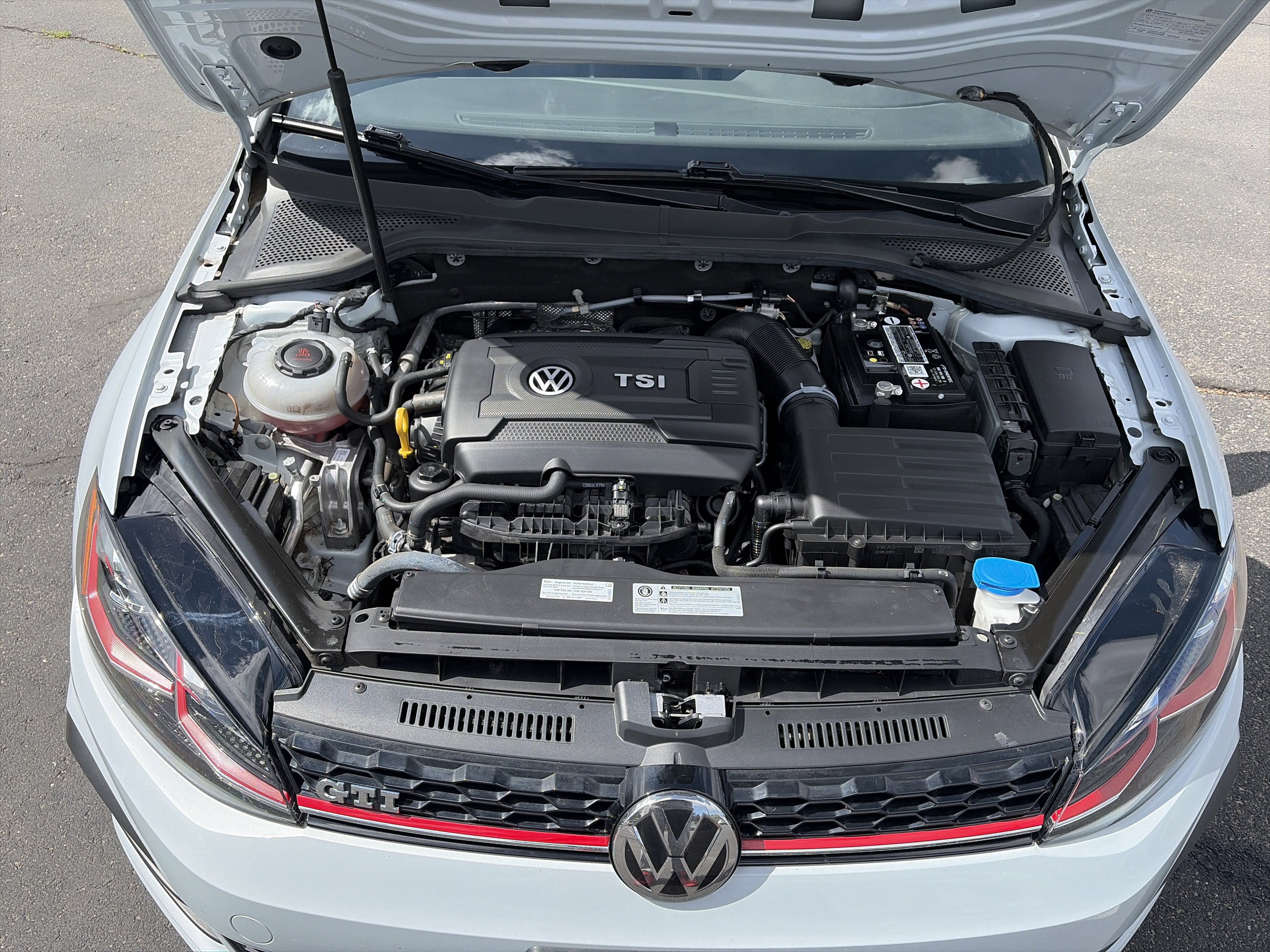 Used 2018 Volkswagen GTI SE w/ SE Leather Package FWD image 21