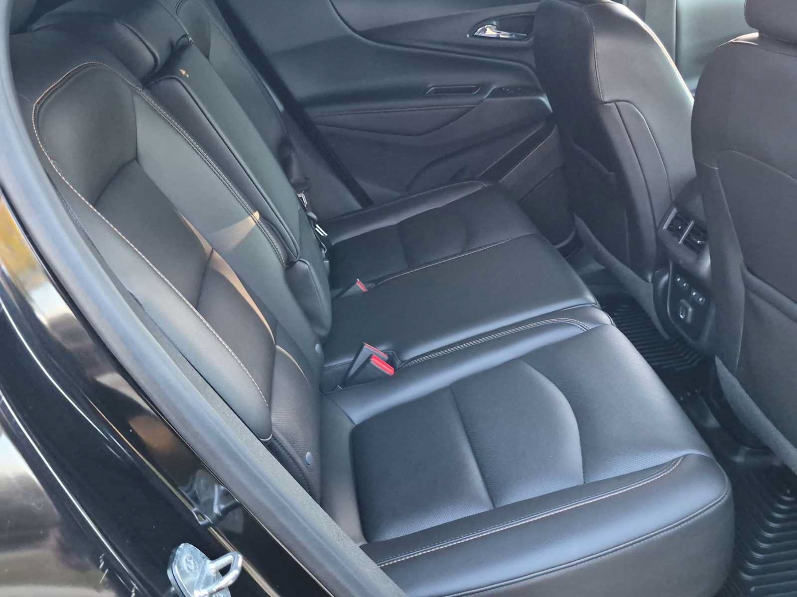 Used 2020 Chevrolet Equinox Premier AWD/4WD image 20