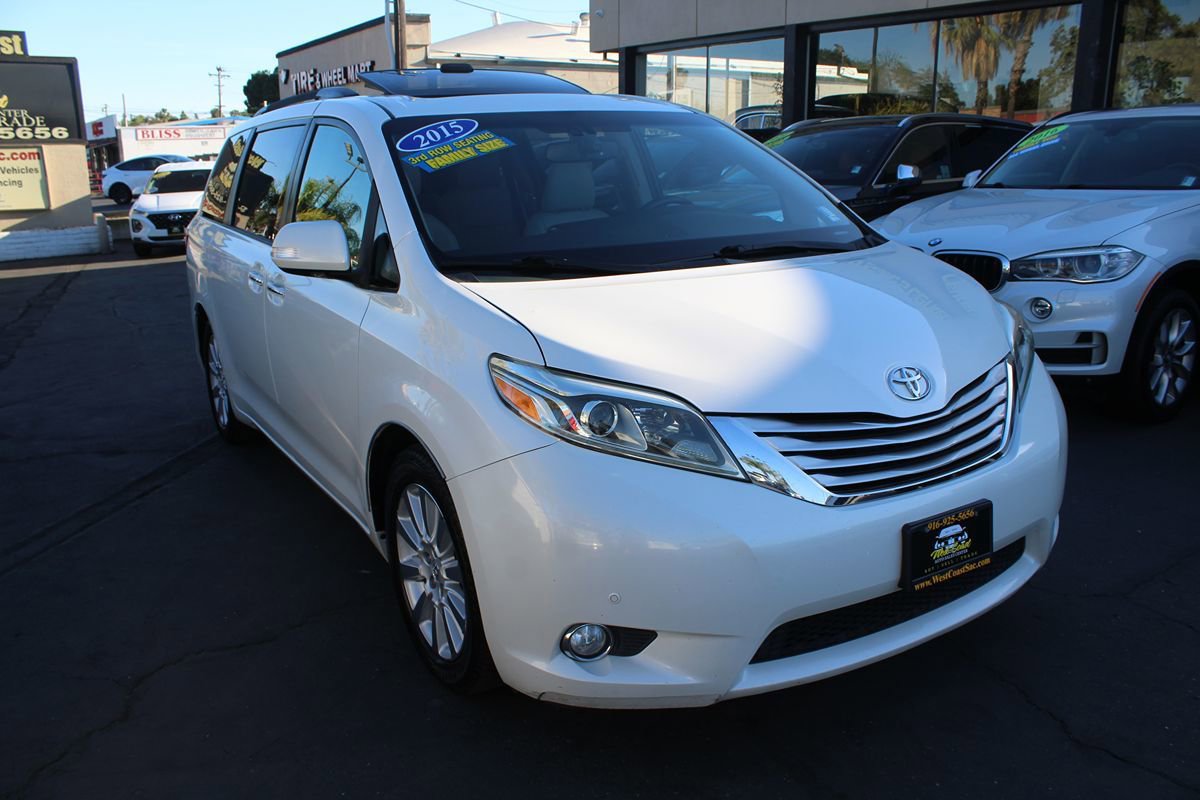 Used 2015 Toyota Sienna Limited Premium FWD image 8