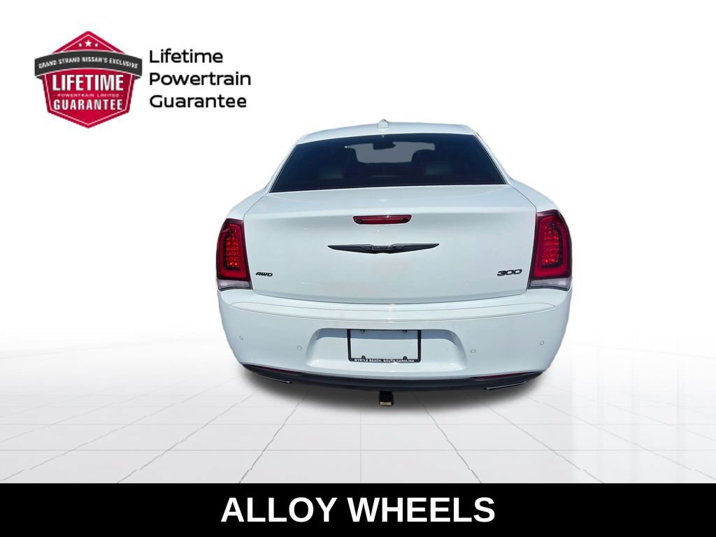 Used 2021 Chrysler 300 Touring L w/ Popular Equipment Group AWD/4WD image 9