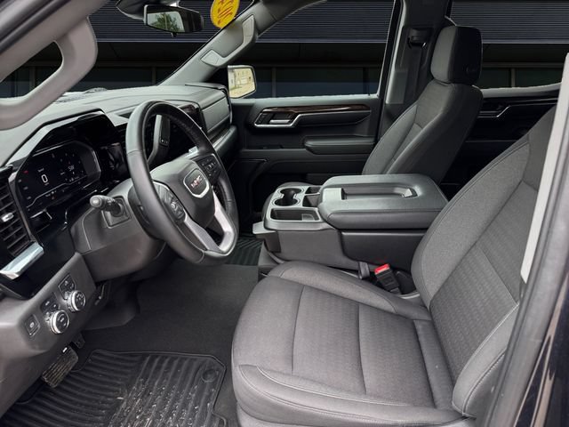 Used 2024 GMC Sierra 1500 Elevation AWD/4WD image 9