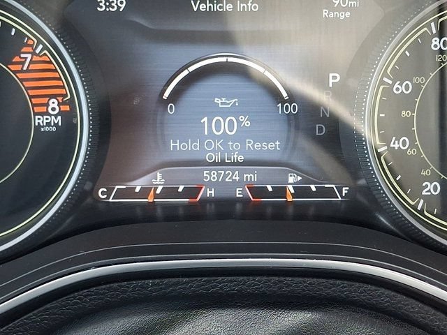 Certified 2021 Jeep Cherokee Latitude Lux w/ Sun & Sound Group AWD/4WD image 25