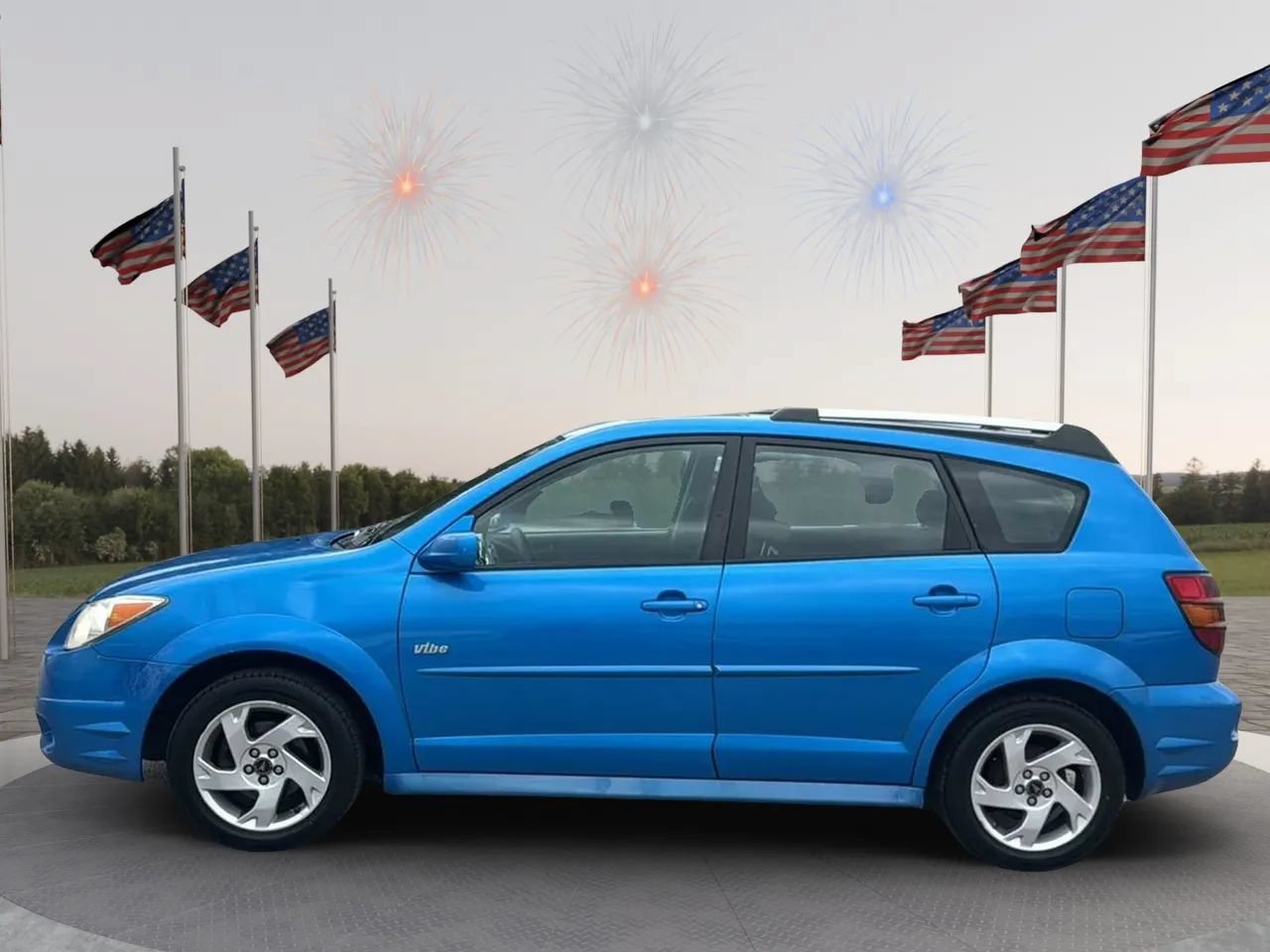 Used 2008 Pontiac Vibe w/ Sport Package FWD image 4