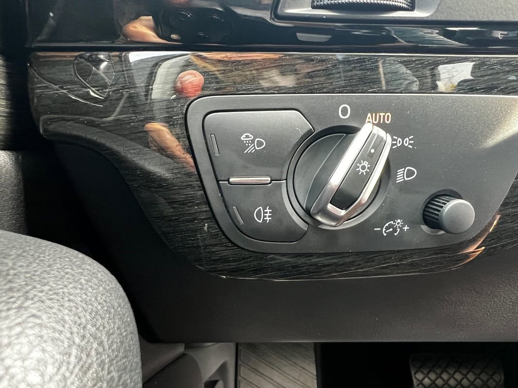 Used 2018 Audi Q7 3.0T Premium Plus w/ Premium Plus Package image 36