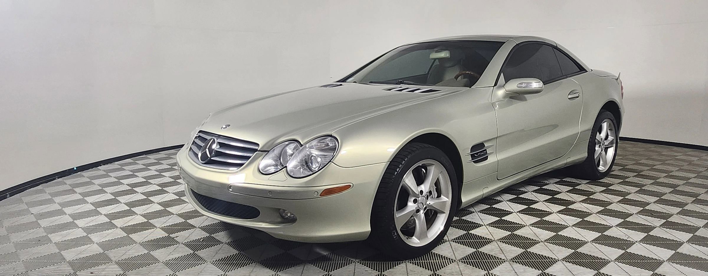 Used 2004 Mercedes-Benz SL 600 image 6
