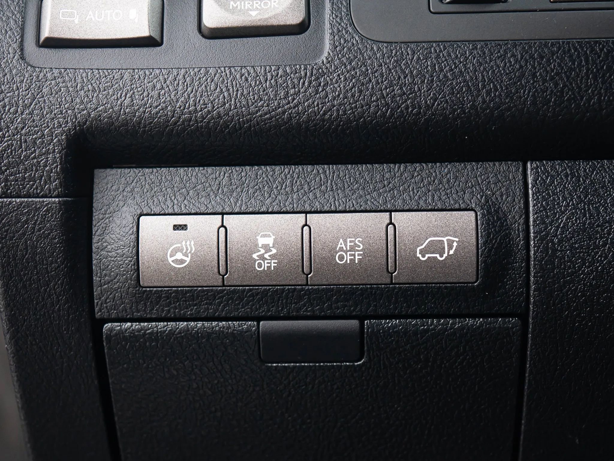 Used 2015 Lexus LX 570 4WD image 47