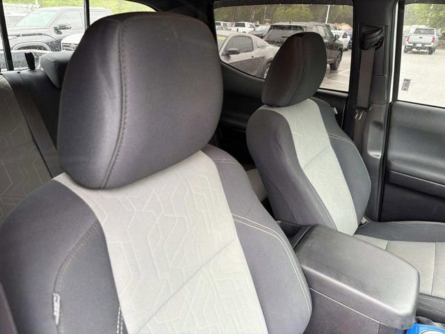 Certified 2021 Toyota Tacoma TRD Off-Road w/ Technology Package image 17