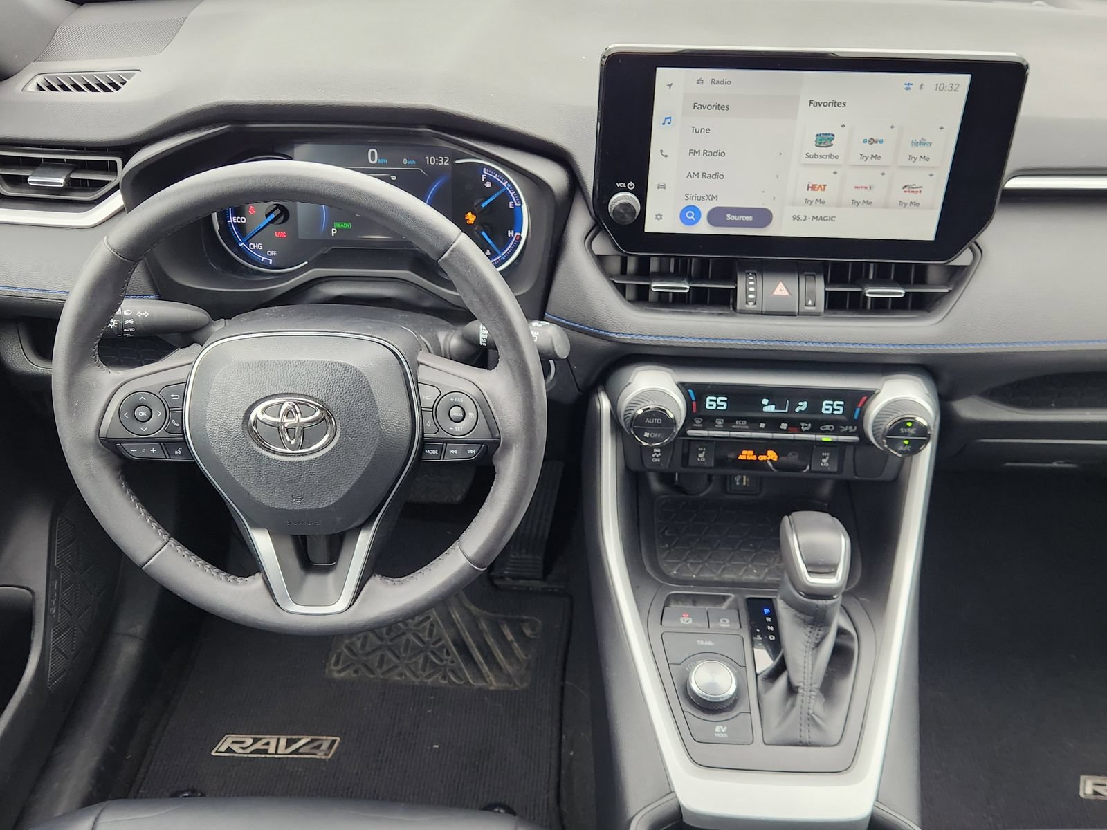 Used 2023 Toyota RAV4 XSE AWD/4WD image 33