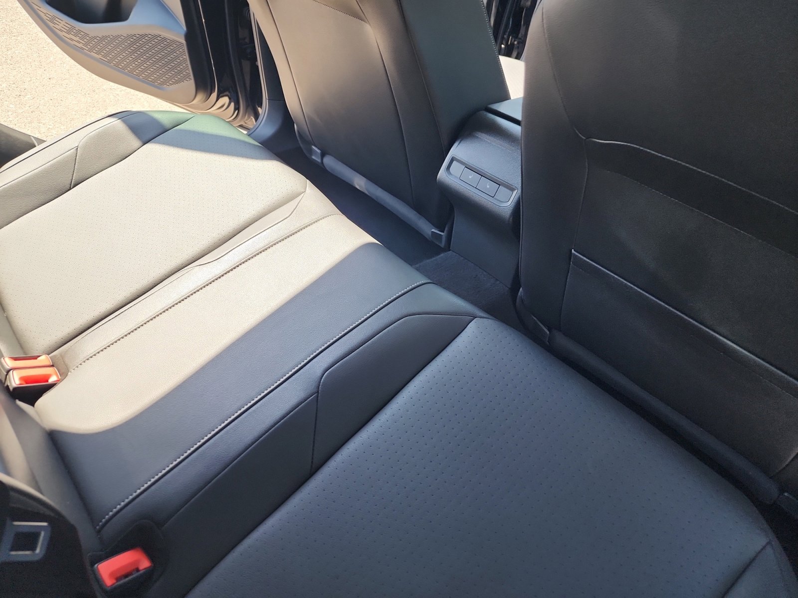 Used 2019 Volkswagen Jetta SEL w/ Cold Weather Package image 32