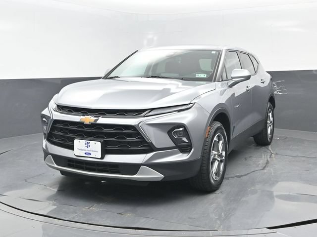 Used 2025 Chevrolet Blazer LT AWD/4WD image 22