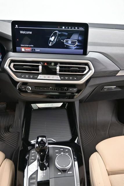 Used 2023 BMW X3 xDrive30i w/ Premium Package image 16