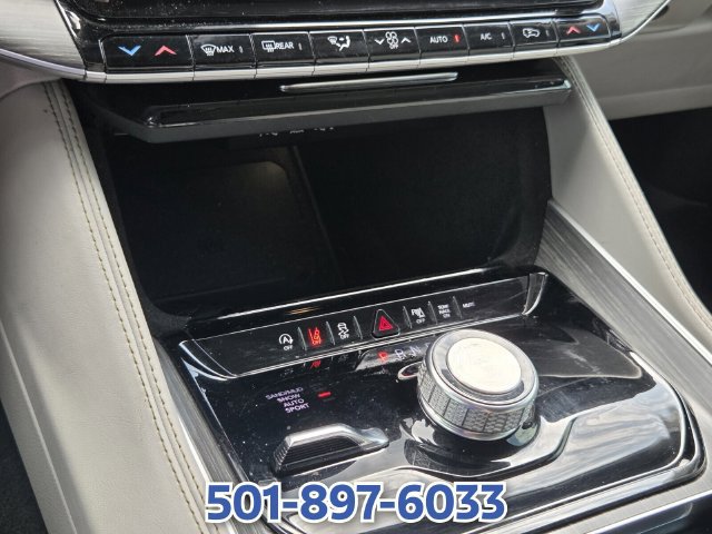 Used 2023 Jeep Wagoneer L Series II w/ Premium Group I AWD/4WD image 24