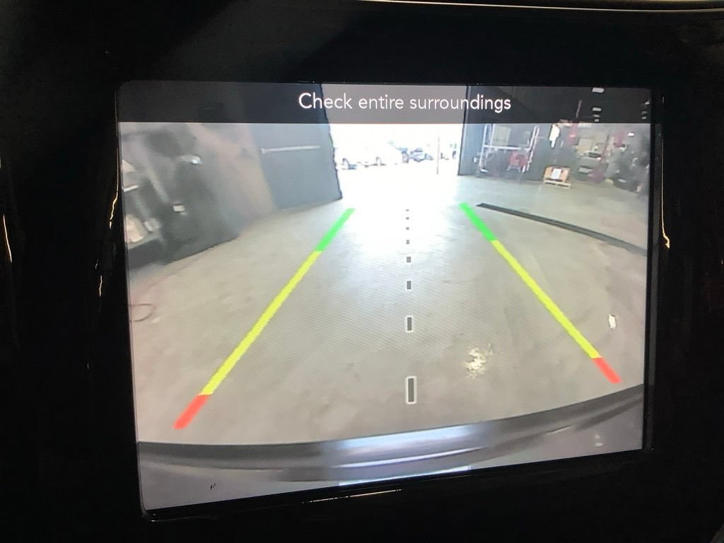 Certified 2019 Jeep Cherokee Limited AWD/4WD image 43