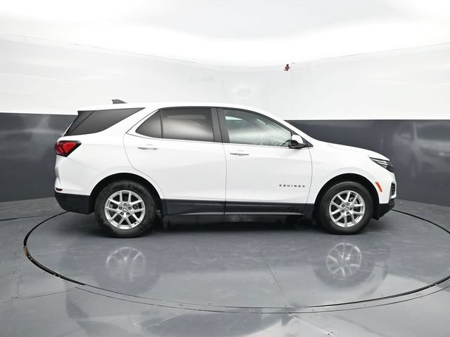 Used 2024 Chevrolet Equinox LT AWD/4WD image 11