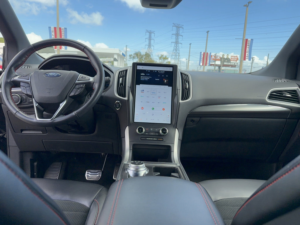 Certified 2024 Ford Edge ST-Line image 26