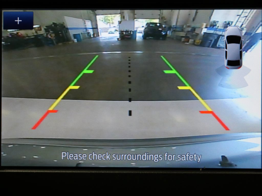 Used 2020 Ford Fusion SE w/ Equipment Group 151A FWD image 16