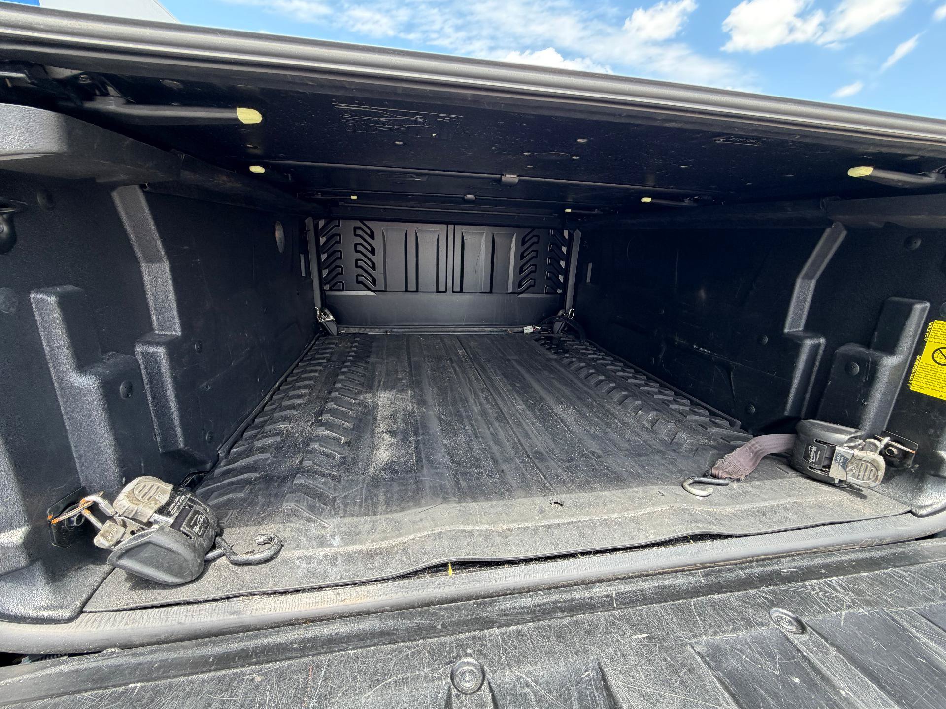 Used 2013 Chevrolet Avalanche LTZ AWD/4WD image 16