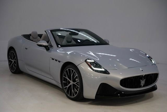 New 2026 Maserati GranCabrio Modena image 1