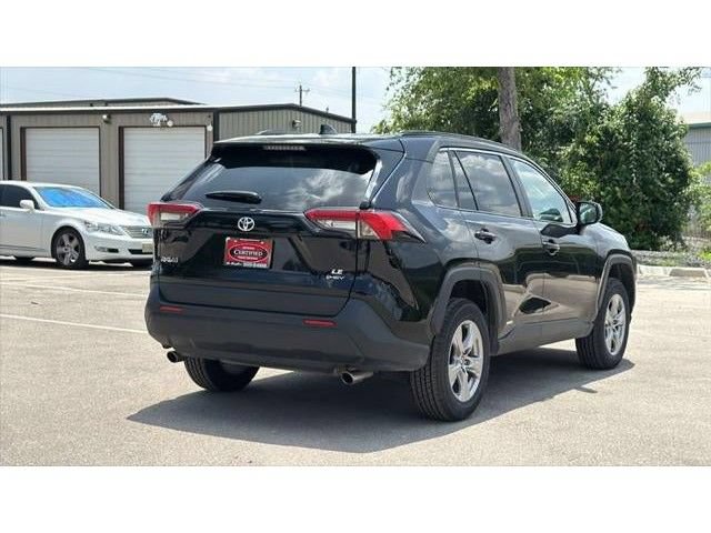 Certified 2025 Toyota RAV4 LE AWD/4WD image 6