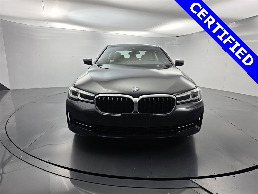 Certified 2023 BMW 530i w/ Convenience Package image 3