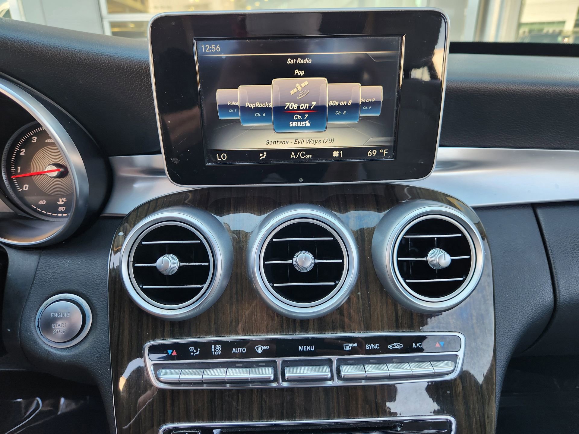 Used 2017 Mercedes-Benz C 300 Sedan image 19