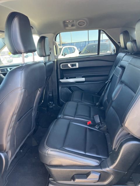 Used 2023 Ford Explorer XLT w/ Equipment Group 202A image 25