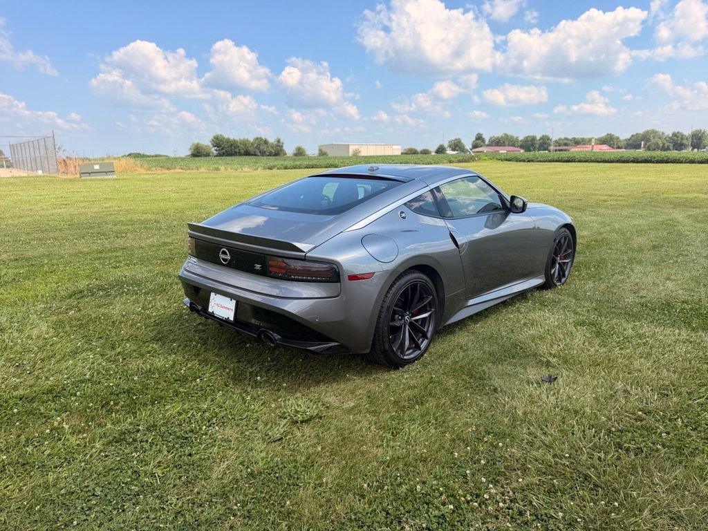 Certified 2024 Nissan Z Performance w/ Floor Mat Package RWD image 5