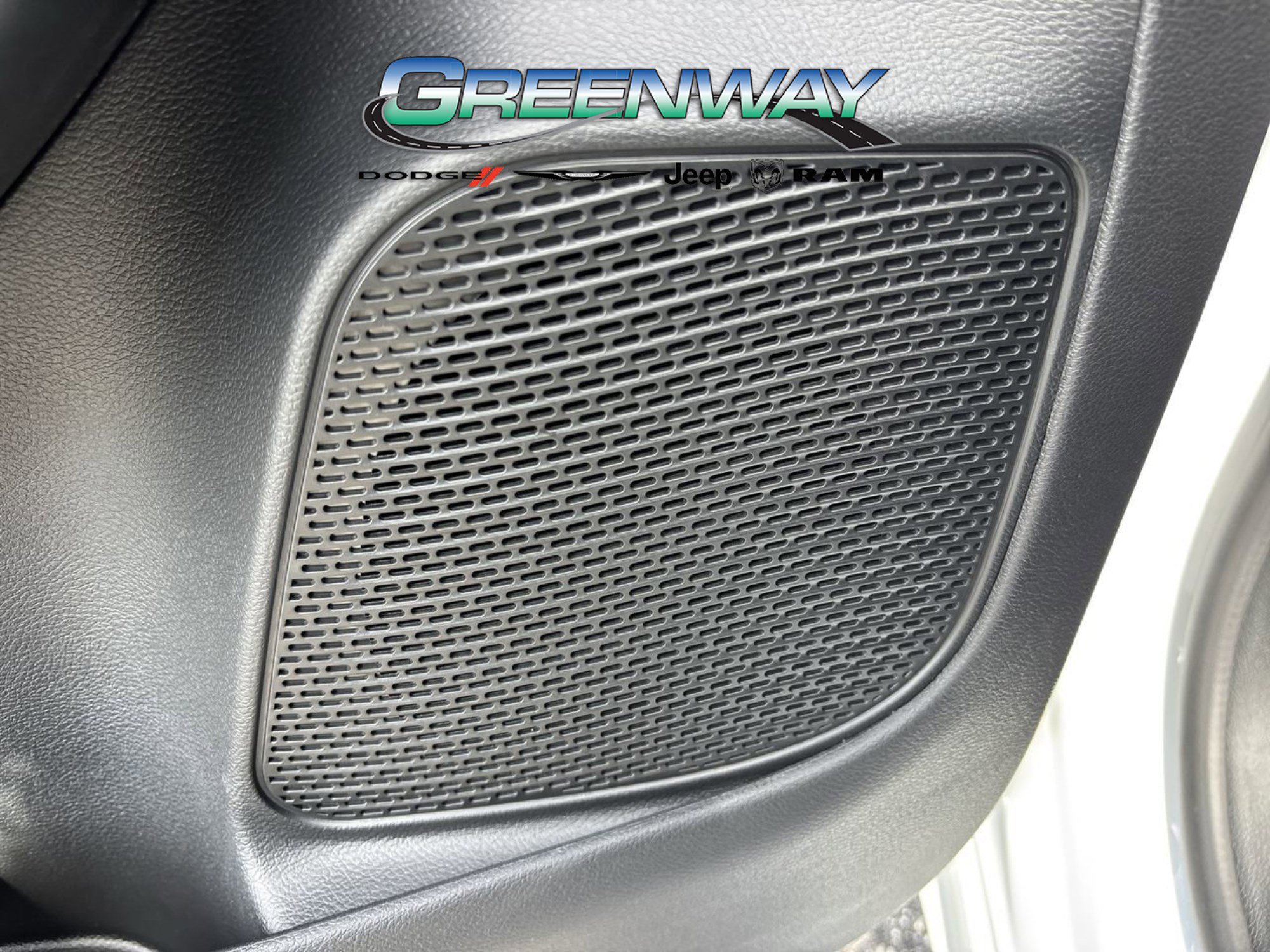 New 2026 Chrysler Pacifica Select image 18