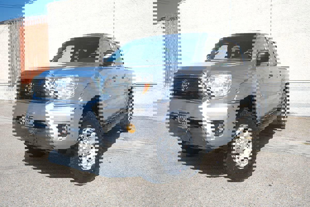 Used 2015 Toyota Tacoma PreRunner w/ SR5 Package