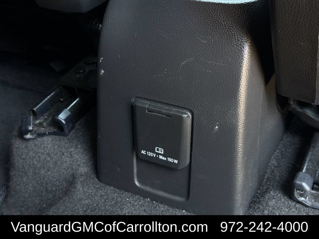 Used 2021 Chevrolet Trax LT w/ LT Convenience Package FWD image 31