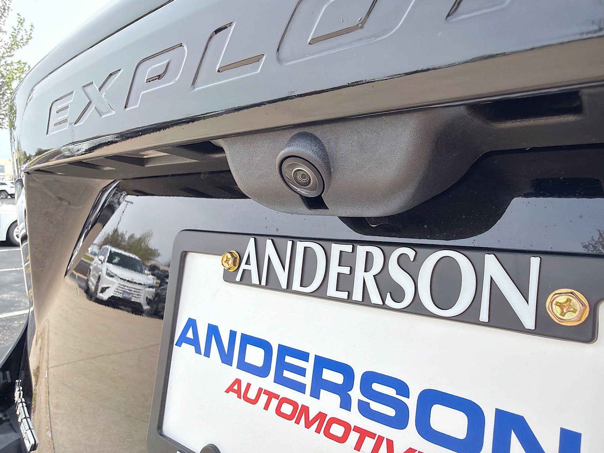 Used 2022 Ford Explorer Limited AWD/4WD image 14