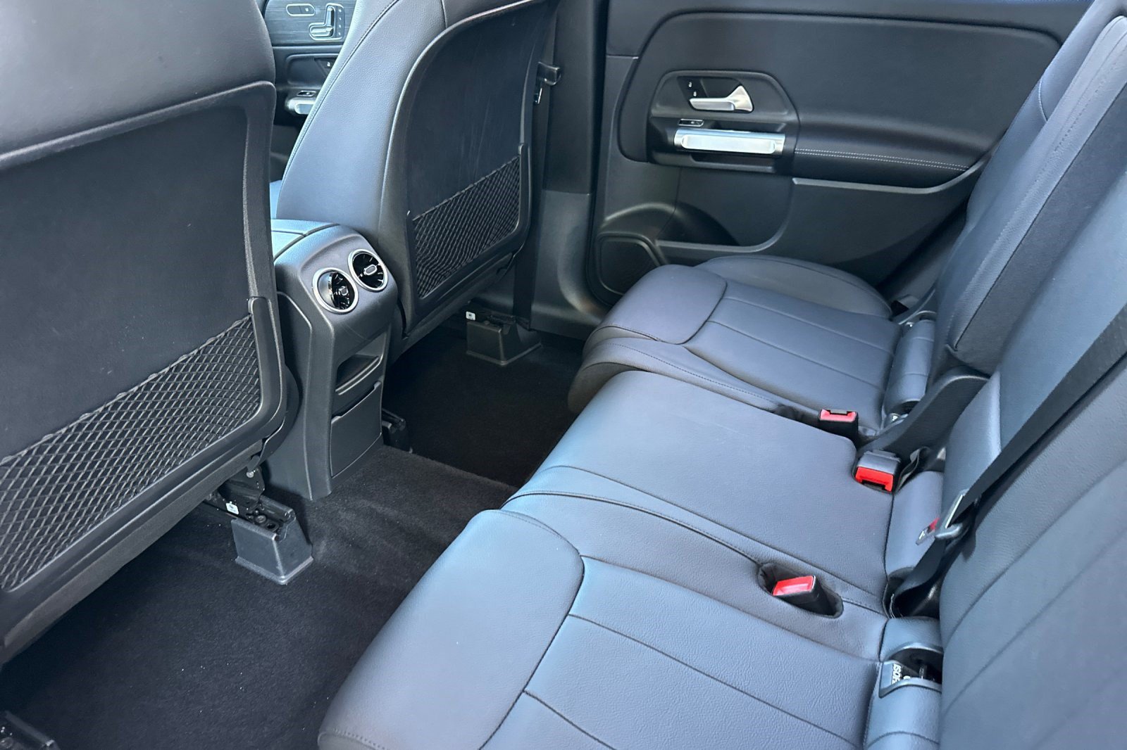 Certified 2023 Mercedes-Benz GLB 250 image 29