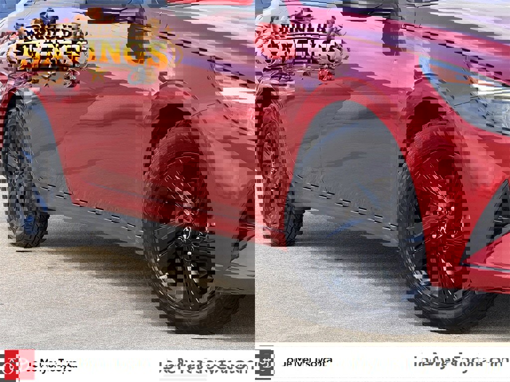 Used 2023 Hyundai Elantra SEL image 11