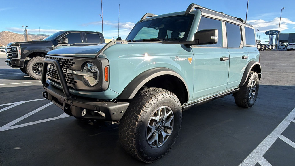 Used 2021 Ford Bronco Badlands AWD/4WD image 3