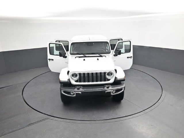 Used 2025 Jeep Wrangler Unlimited Sahara AWD/4WD image 39