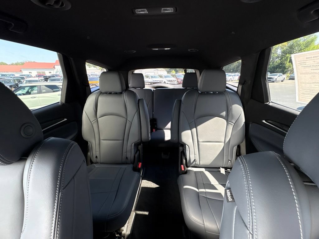 Used 2023 Buick Enclave Essence w/ Trailering Package, 5000 lbs. FWD image 31