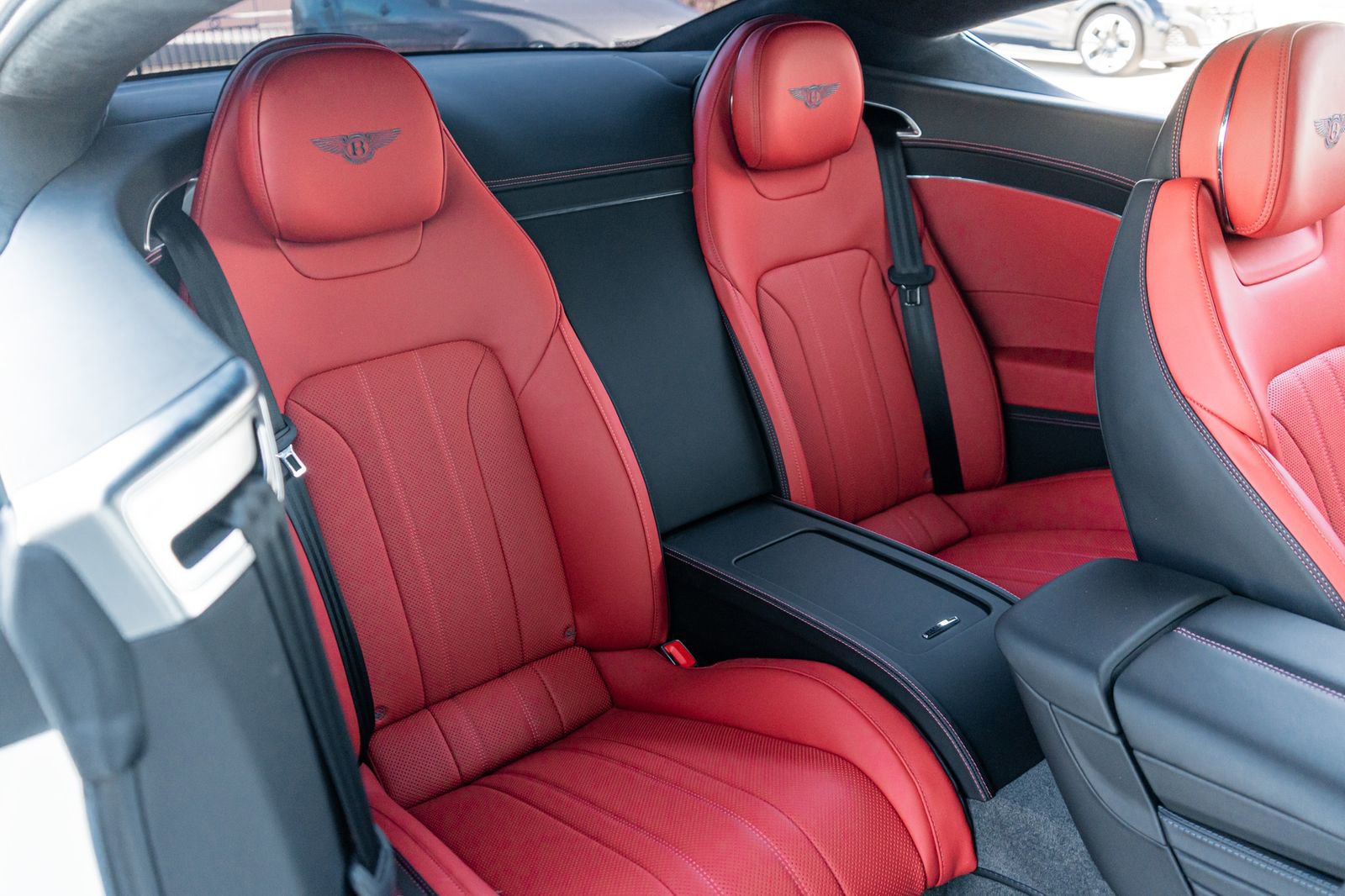 Used 2023 Bentley Continental GT Mulliner image 39