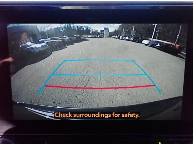 Certified 2023 Toyota Highlander XLE image 27