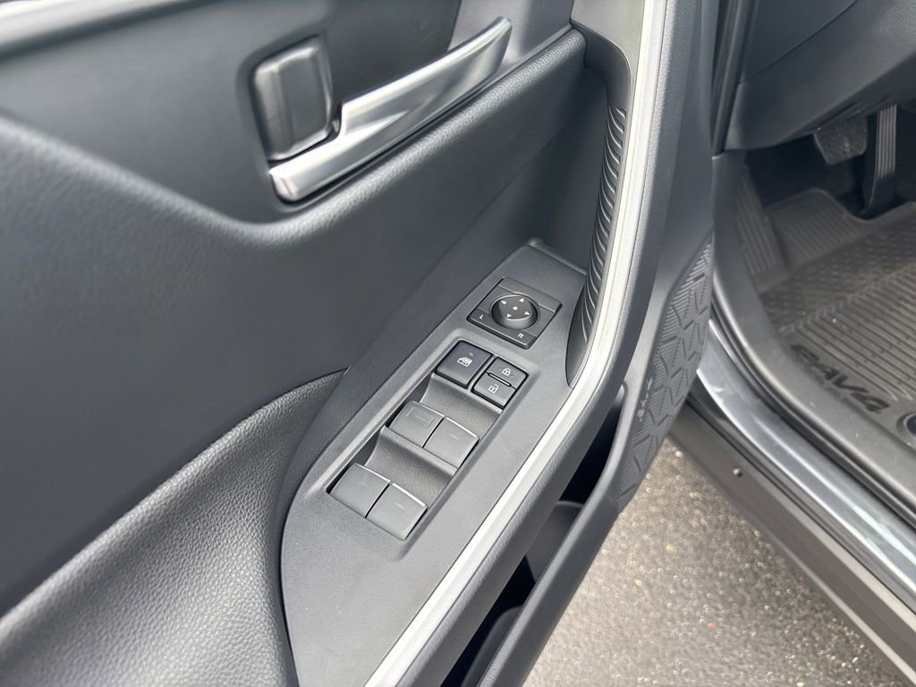 New 2025 Toyota RAV4 XLE image 11
