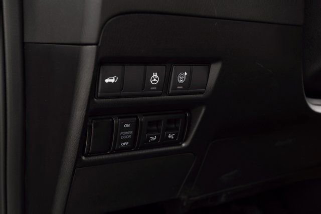 Used 2023 INFINITI QX80 Sensory image 17