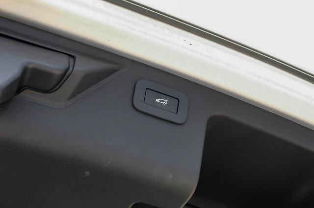 Used 2026 Land Rover Discovery Sport Landmark AWD/4WD image 62