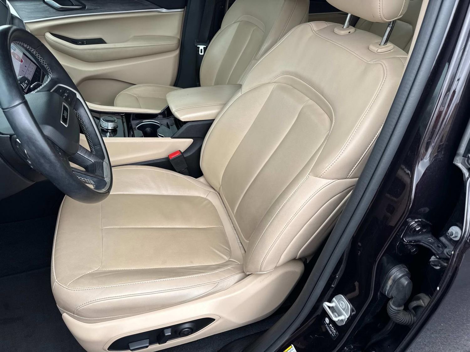 Used 2022 Jeep Grand Cherokee L Limited image 29